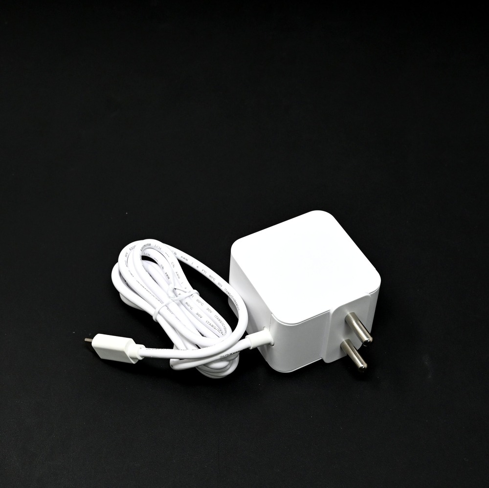 Raspberry Pi 27W USB-C PD Power Supply - White (IN) - Image 3