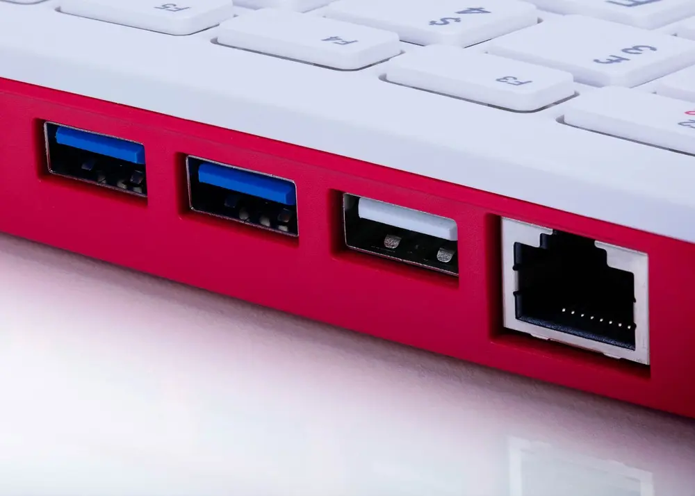Raspberry Pi 400 Personal Computer (US Layout) - Image 4