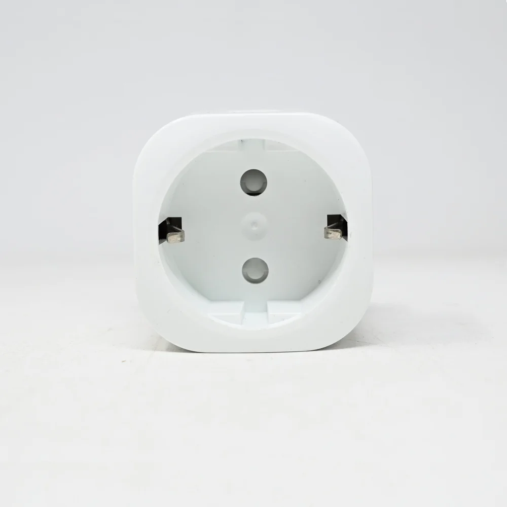 PZIOT-E03 Smart Plug (RMC001) - Image 3