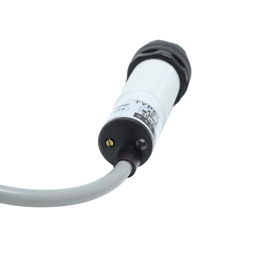E3F-DS30Y1 / RF18-30A1 Photoelectric Sensor NO, AC 90–250V, 400mA, Detection Range 5–30 cm - Image 3