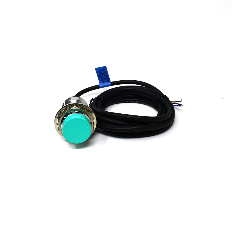 Hanyoung Nux UP30RLD-15NA Non-Shielded 15mm Inductive Proximity Sensor