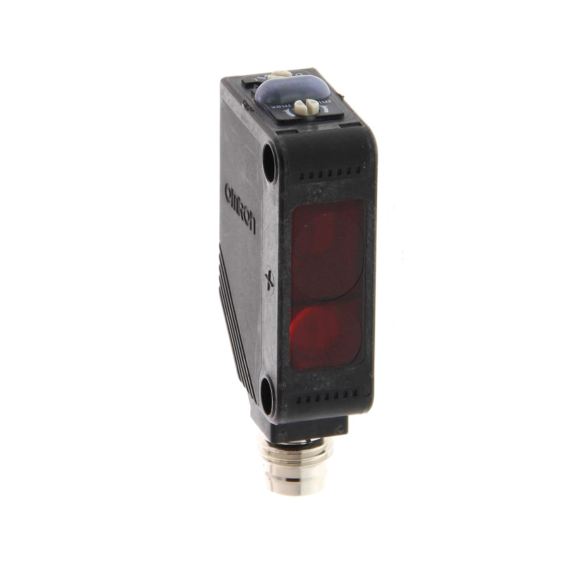 Omron E3Z-D67 Photoelectric Sensor - NPN Open-Collector, 12-24VDC, 860nm IR, 1m Range, IP67 - Image 2