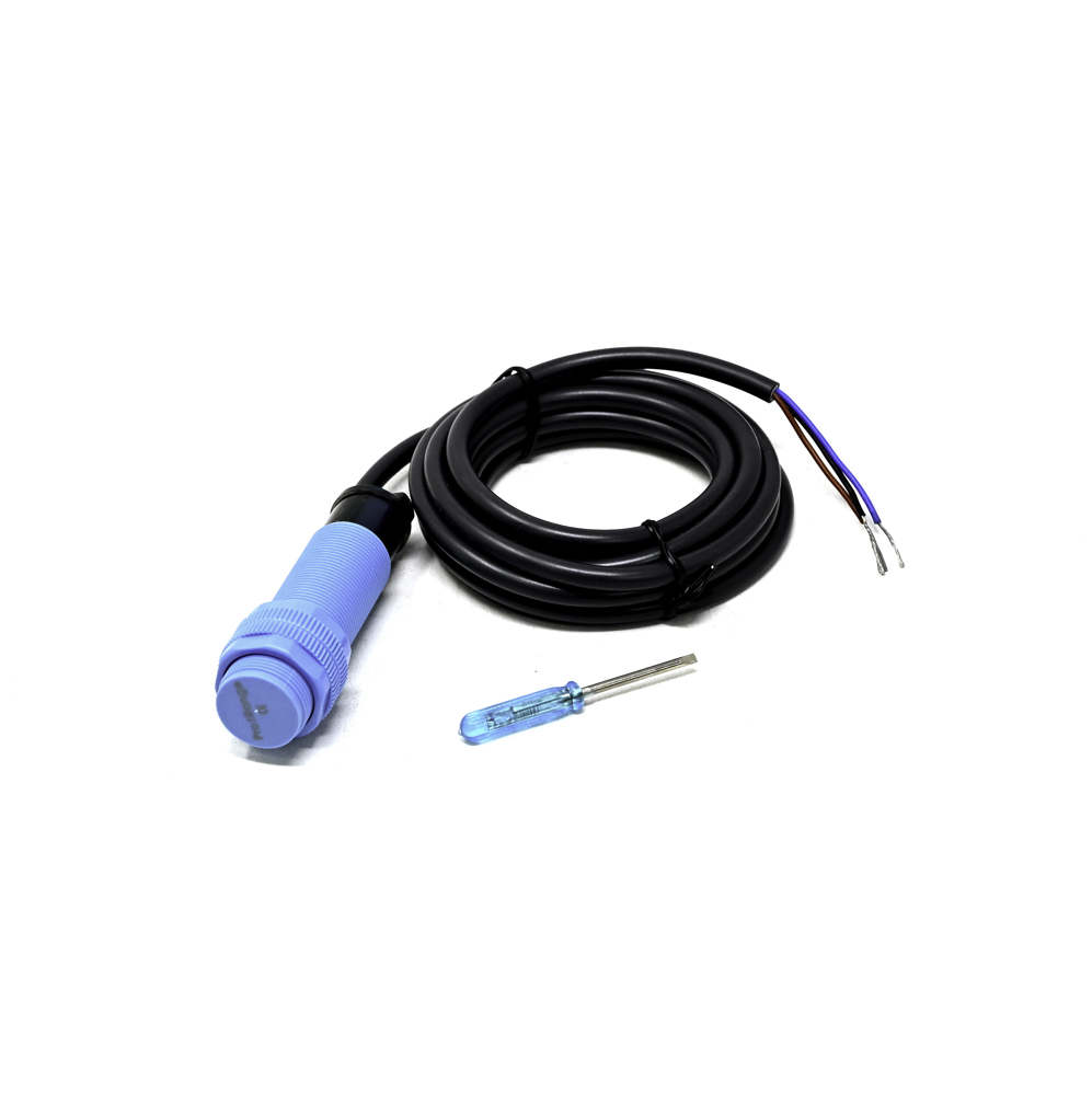 Pro-Range CCJ-A18M-5APA Capacitive Proximity Sensor - PNP Output, M18 Thread, 5mm Detection - Image 2