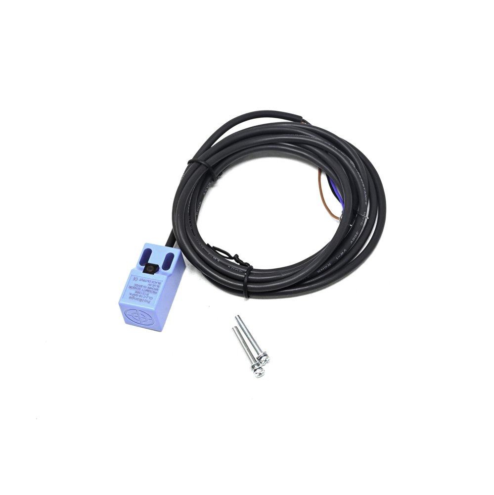 Pro-Range CLJ-C18-5APA Inductive Proximity Sensor - PNP Output, 5mm Range, 18x18mm Thread - Image 2