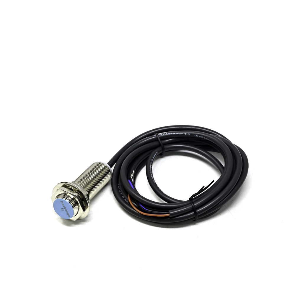 Pro-Range CZJ-A18M-8APA Inductive Proximity Sensor PNP Output, M18 Thread, 8mm Detection - Image 2