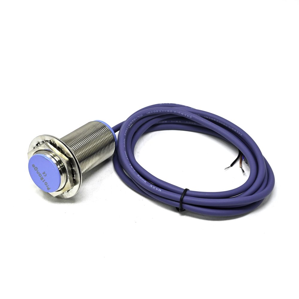 Pro-Range CZJ-A30M-16APA Inductive Proximity Sensor, PNP Output, 16mm Detection, M30 Thread - Image 2
