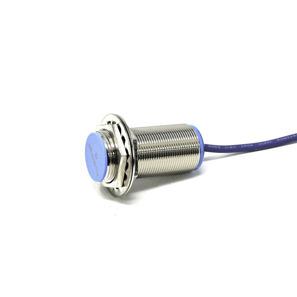 Pro-Range CZJ-A30M-16APB Inductive Proximity Sensor, PNP Output, M30 Thread, 16mm Detection
