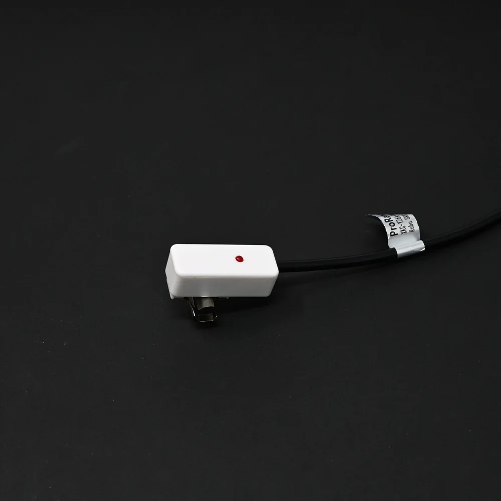 Pro-Range XKC-Y26A-PNP Non-Contact Liquid Level Sensor - DC 24V PNP Output