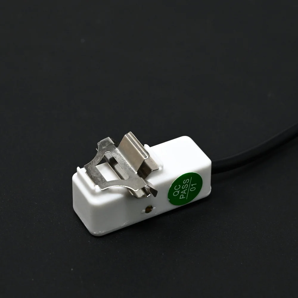 Pro-Range XKC-Y26A-PNP Non-Contact Liquid Level Sensor - DC 5-12V, PNP Output, IP67
