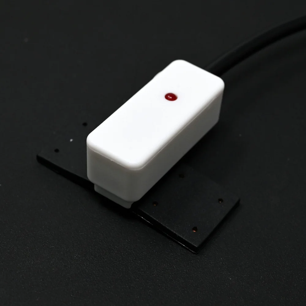 Pro-Range XKC-Y26PNP Non-Contact Liquid Level Sensor - DC 5-12V, PNP Output